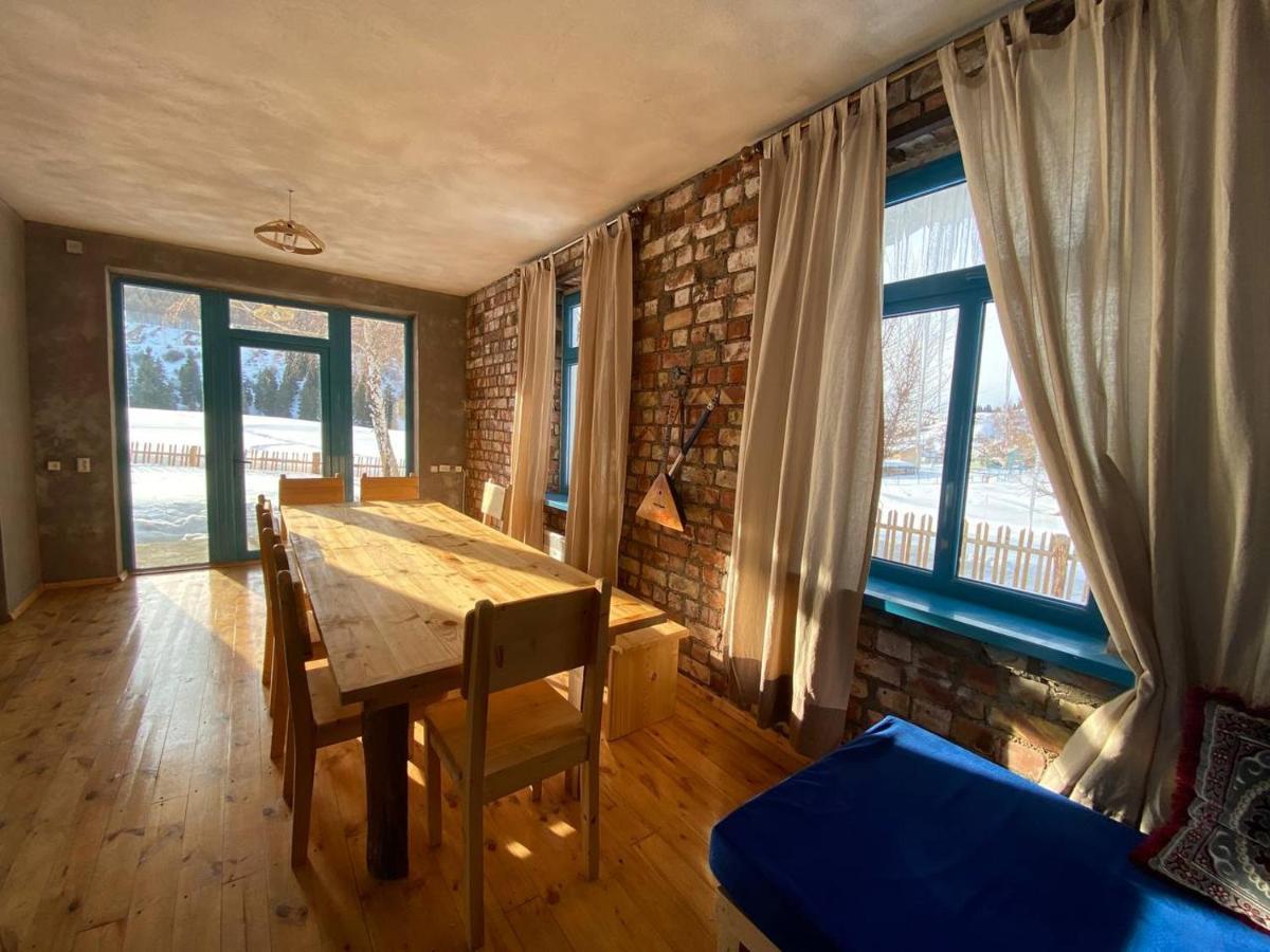 Darya Hostel Jyrgalan Extérieur photo